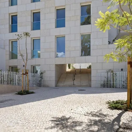 בית נופש Chic 1-bedroom Townhouse Near The Historic Centre